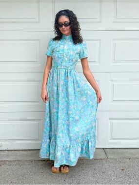 Vintage 70s Blue Floral Maxi Dress Prairie with Ruffle Hem Full Skirt S/M